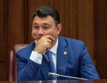 Эдуард Шармазанов: Хороший родной язык лучше плохого английского - «Политика»