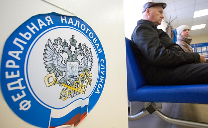 Курс Мишустина — Медведева: Брать с бедных и не трогать богатых - «Последние новости»