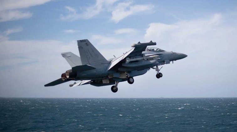 Будущее сейчас: американские истребители летают сами - «Армия»