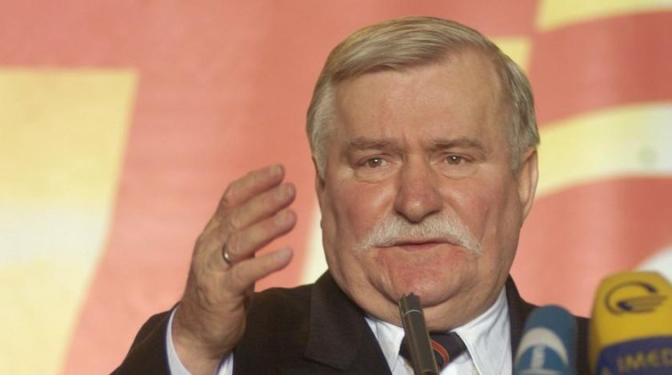 Бывший президент Польши обсмеял требования Варшавы к Москве - «Политика»