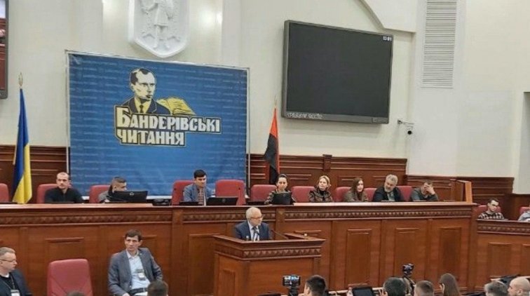 «Черти захватили Украину»: в Киеве нацисты устроили шабаш в честь Бандеры - «Новости дня»