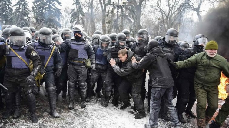 Коронавирус и Украина: в Незалежной чуть было не появилась вторая «Небесная сотня» - «Новости дня»