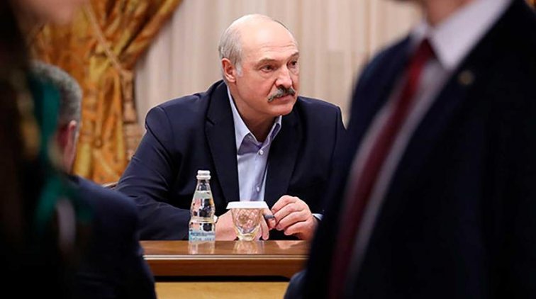 Минск потребовал скидку на российский газ - «Политика»