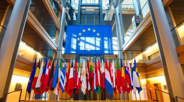 Россия начнет развал Европы с Балкан - «Политика»