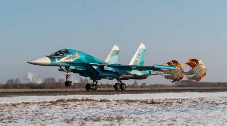 Российские летчики получат десятки новых Су-34 "Сыч" - «Армия»