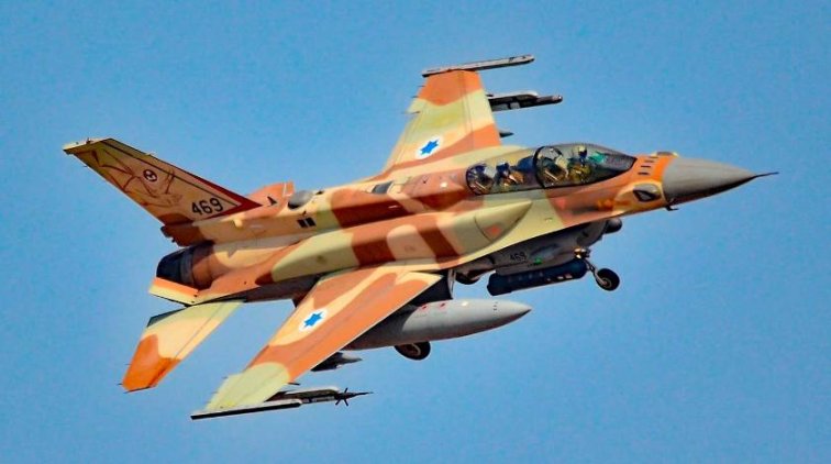 С-300 мажет по F-16: Израиль безнаказанно бомбит Дамаск - «Армия»