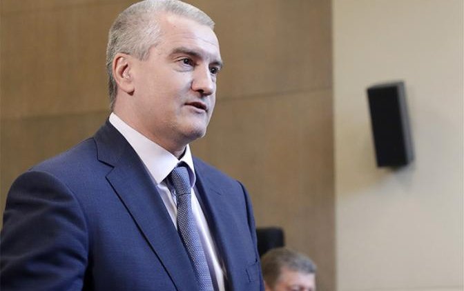 Сергея Аксенова забросали «черными метками» от имени Кремля - «Последние новости»