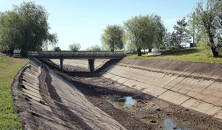Воду для Крыма могут обменять на сдачу Донбасса - «Новости дня»