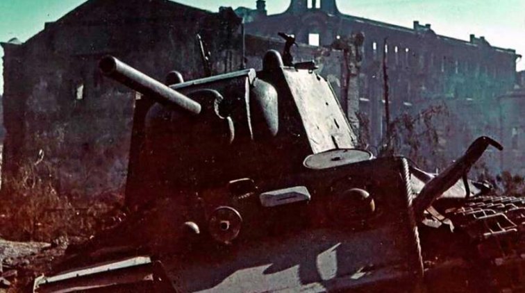 Забивали прямой наводкой: на Западе назвали катастрофой советский танк КВ-1 - «Армия»