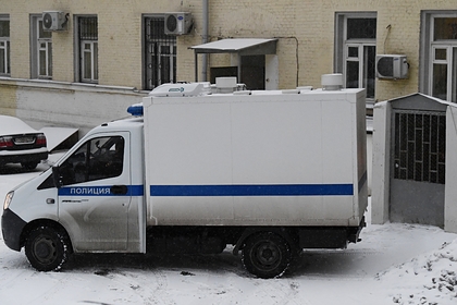 Попытавшийся закопать ребенка в снегу подросток оказался убийцей - «Новости дня»