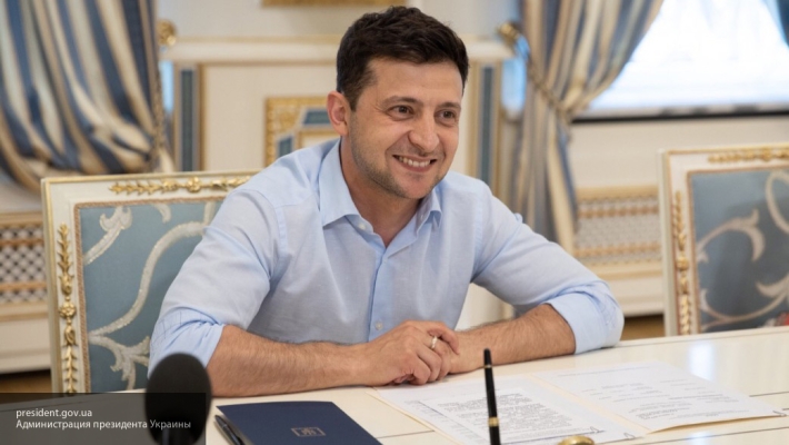 Президента Украины Зеленского заподозрили в подделке диплома об образовании - «Новости дня»