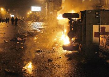 ВИДЕО: 1 марта 2008 года из рядов демонстрантов стреляли - «Видео Новости»