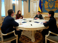 Зеленский анонсировал строительство на Украине городка для переселенцев из Крыма по соглашению с Эрдоганом - «В мире»