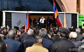 Коронакризис без повестки - «Политика»