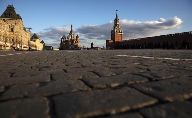 Кто закрыл Красную площадь на карантин? - «Политика»