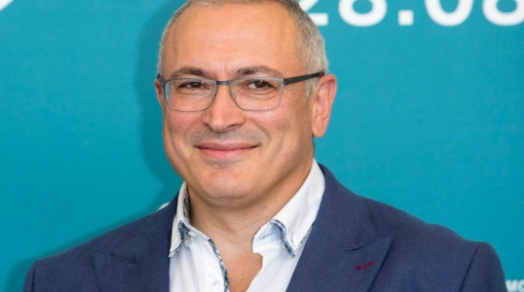 Ходорковский ответил Путину на его слова о "жулике", напомнив про поправки - «Новости дня»