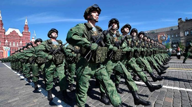 Эксперт призвал провести опросы, боятся ли призывники дедовщины - «Армия»