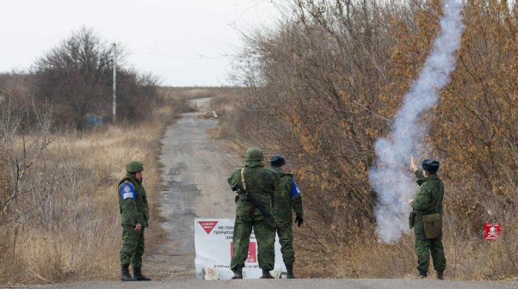 Киев и Донбасс договорились об обмене пленными - «Политика»