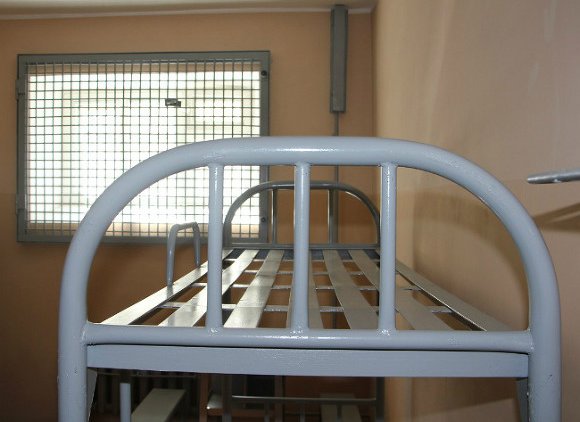 На зонах будут умирать больше обычного - «Новости дня»