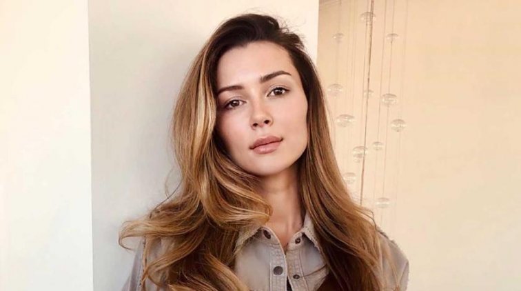 Объявившаяся после молчания Заворотнюк нашла способ разбогатеть - «Культура»