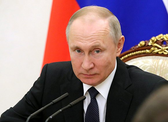 От Путина требуют отправить врачей не в Италию, а в регионы России - «Новости дня»