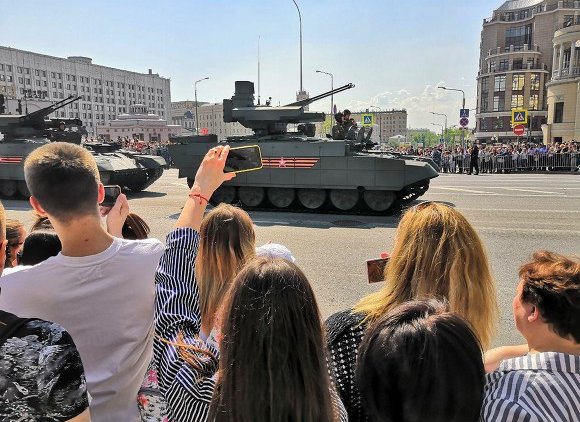 Парад состоится при любом вирусе - «Новости дня»