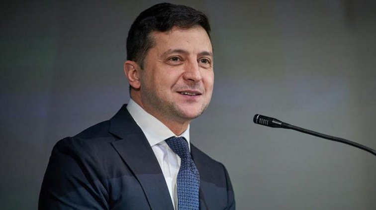 После скандальных заявлений по Донбассу Зеленский решил уединиться с дамами - «Украина»