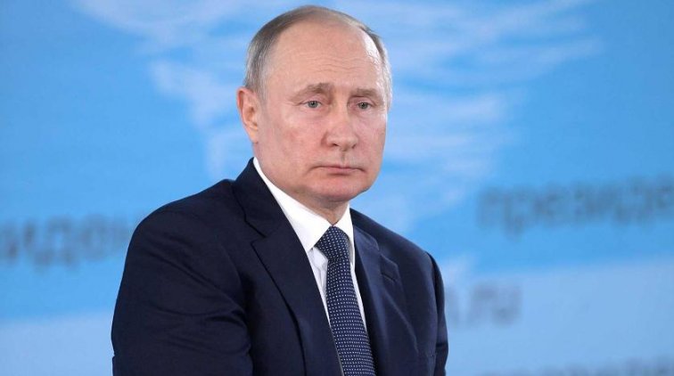 Путин отказался назвать себя царем - «Политика»