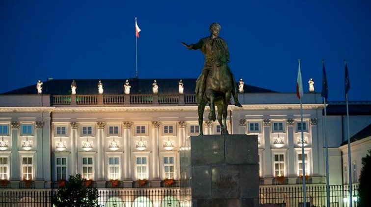 "Растроение личности": главе МИД Польши поставили диагноз - «Политика»