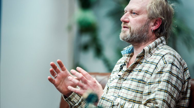 Украинский писатель рассказал о сильной зависимости Незалежной от России - «Новости дня»