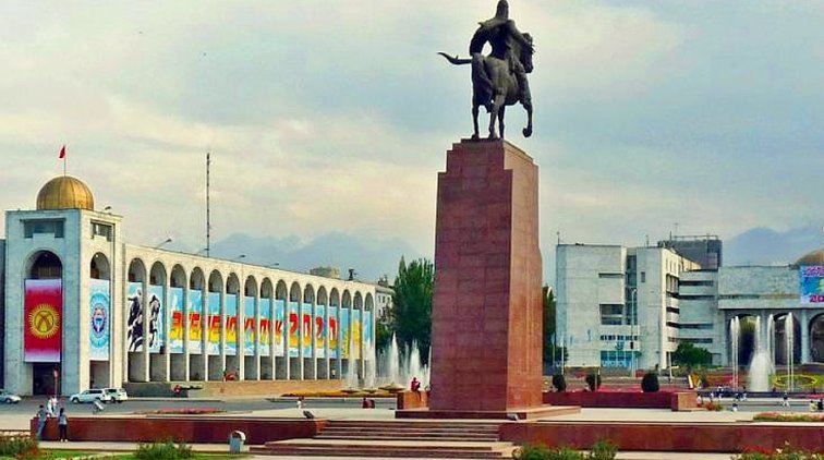В Бишкеке вводится комендантский час - «Новости дня»