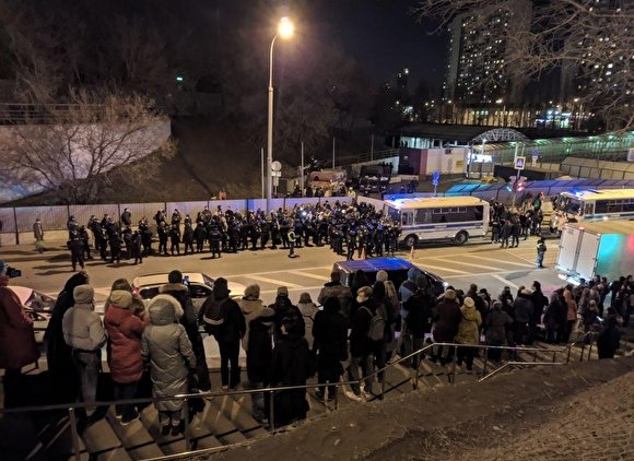 В Москве около ядерного могильника полиция распылила газ, есть задержанные - «Новости дня»