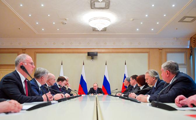 Нефть и газ больше Россию не спасут - «Экономика»