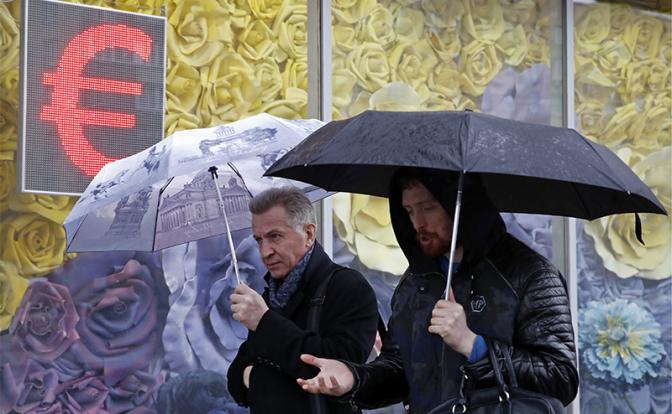 Николай Платошкин: Благодаря краху рубля, растут нефтедоллары элиты - «Политика»