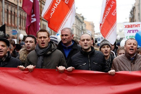 Оппозиция организовывает новые митинги, наплевав на эпидемию - «Новости дня»