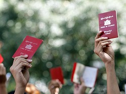 В Сингапуре нарушителя карантина лишили гражданства - «Новости дня»