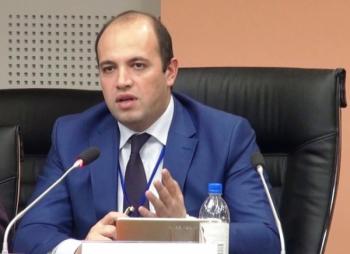 Власти, чтобы управлять паникой, решили сообщать о количестве зараженных постепенно - «Политика»