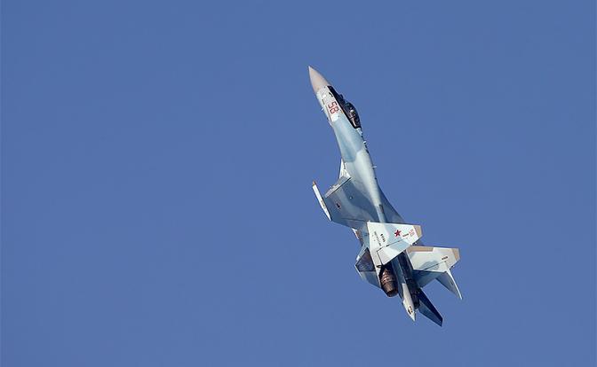 Война за господство в воздухе по-американски: США убивают русские «сушки» санкциями - «Последние новости»
