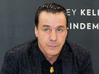 Вокалист Rammstein Тилль Линдеманн госпитализирован в Германии с коронавирусом - «Культура»
