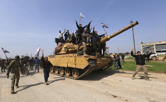 COVID-19 не помешал: Асад нанес удар по американцам — есть жертвы - «Последние новости»