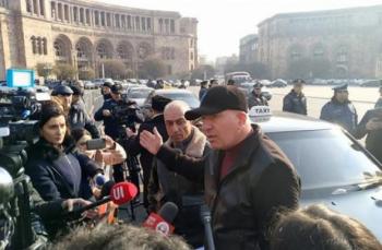 И оставление народа без помощи в условиях опасности… - «Политика»