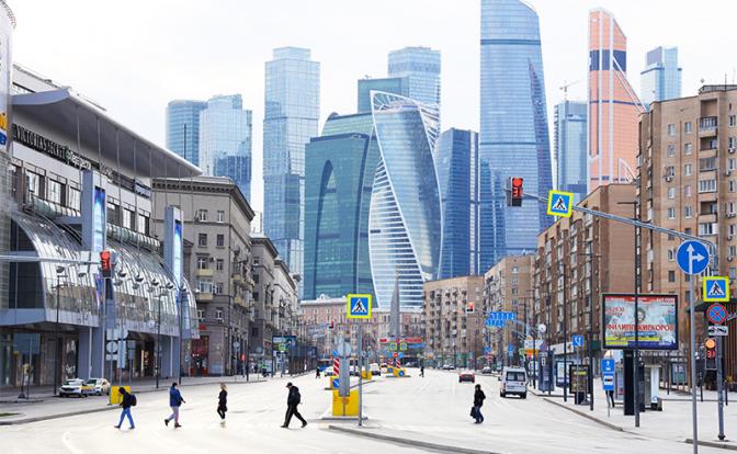 Эпидемия страха: На нас реально отрабатывают новые технологии управления толпой? - «Последние новости»