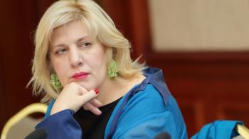 Комиссар СЕ: Пандемия не может служить оправданием для давления на прессу - «Политика»