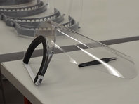 Компания Apple готова еженедельно выпускать 1 млн фирменных защитных лицевых щитков для врачей - «Технологии»