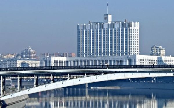 «Людей искусственно лишают возможности нормально жить»: как россияне переживают кризис - «Власть и Общество»