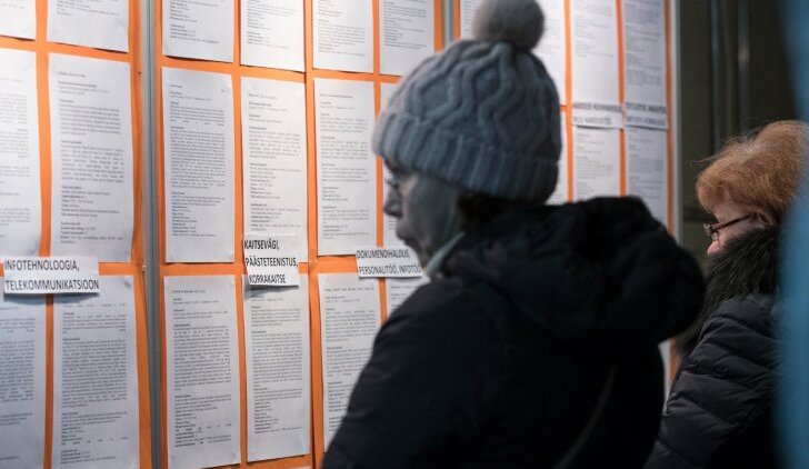 Безработица в России за март выросла до 4,7% - «Новости дня»