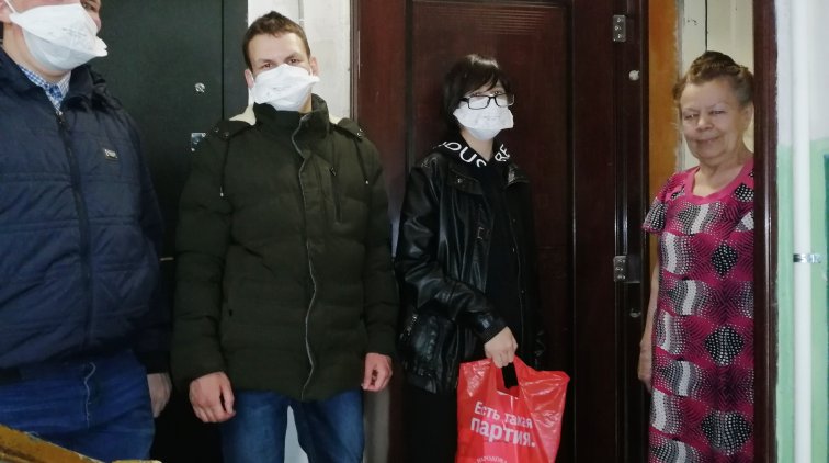 Большинство россиян заявили о недоверии официальным новостям о коронавирусе - «Новости дня»