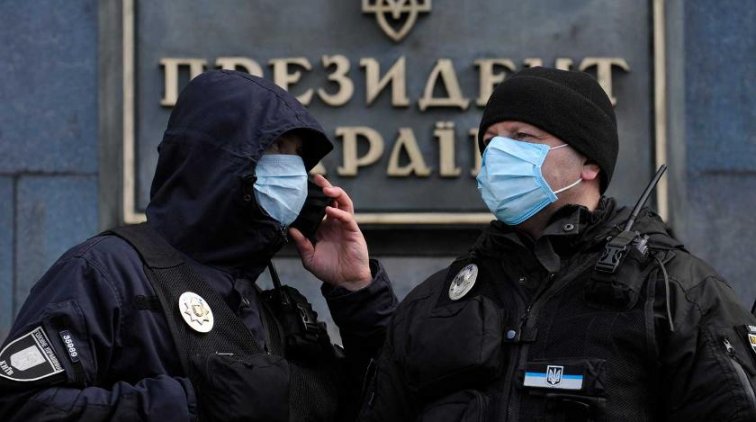 Данные зараженных COVID-19 украинцев обработают без их согласия - «Политика»