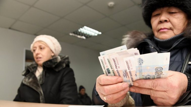 Депутаты попросили выплатить всем россиянам по 25 тыс. руб. - «Новости дня»