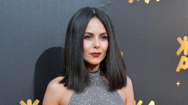 Каменских в комбинезоне показала комплекс упражнений для рук - «Культура»